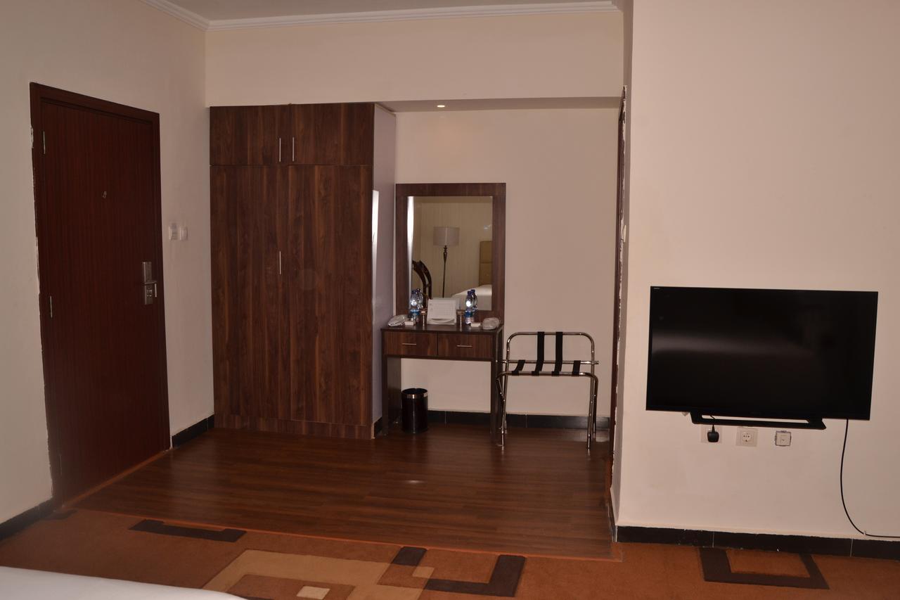 Grand Gato Hotel And Tours Harar Bagian luar foto
